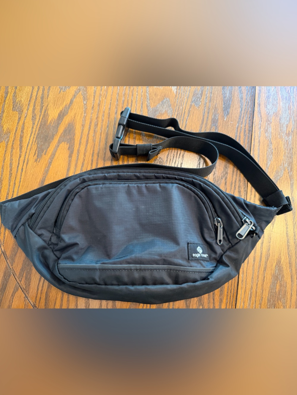 Eagle Creek Black Waist Pack - Compact Sling Bag